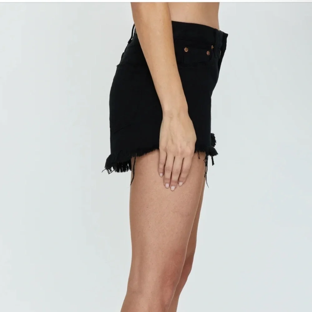 NWOT GIGI LOW RISE SHORT - BLACK OVERDYE